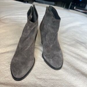 Dolce Vita Grey Suede Booties size 6